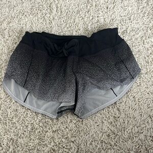 lululemon ombré 2.5 inch speed up shorts